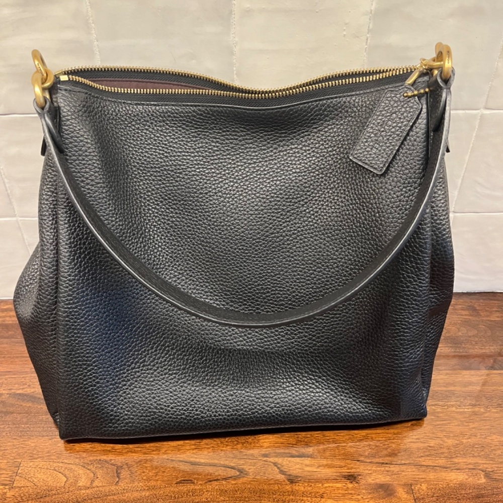 Coach Shay shoulder bag